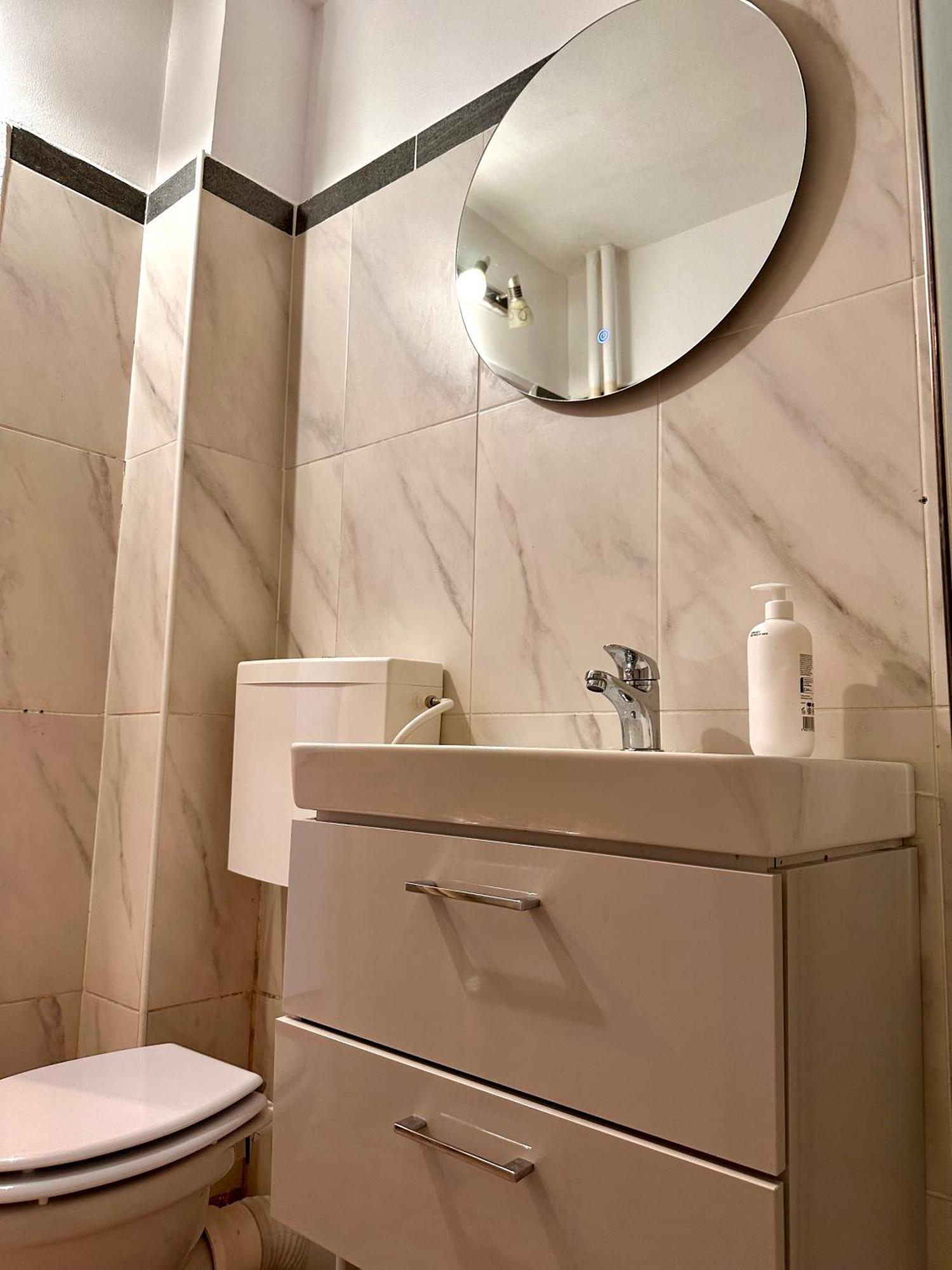 Spacious Zen, Smart Tv, Fully Equipped Kitchen, 70 Mp, Tichete De Vacanta, Late Check-Out Available Βουκουρέστι Εξωτερικό φωτογραφία